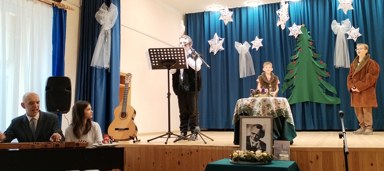 nograd 2 betlehemes eneke