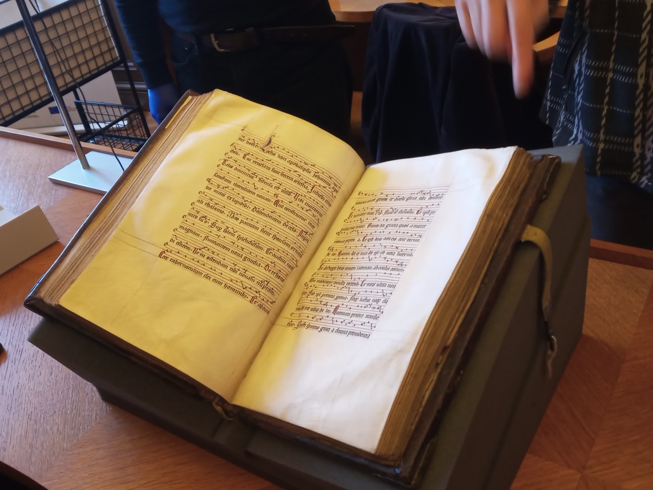 receptions of french pragai epistolarium 13.szazad large